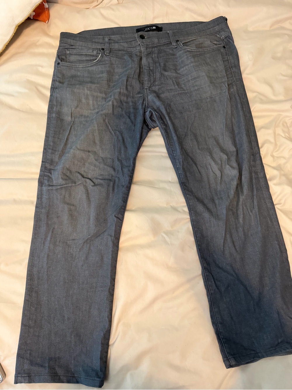 Joe's Jeans Men's Relaxed Straight-Leg in Gray Wash 38x30